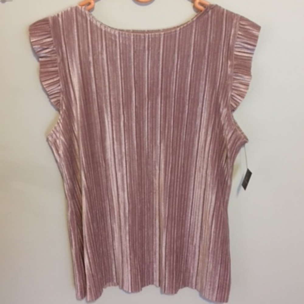 BUNDLE ONLY🆕Crushed Velvet Blouse